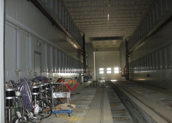 Dispositif de dépoussiérage pour la ligne de peinture de train atelier