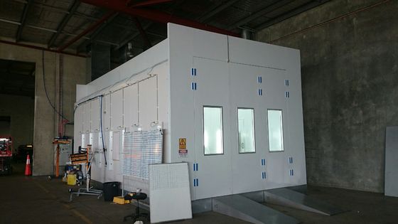qualité La cabine de jet de bus de commande de PLC peignent la pièce pour l'usine d'autobus en Australie usine