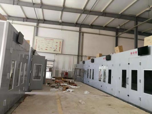qualité Cabine de pulvérisation de formation de peinture automatique professionnelle dans l'école de réparation usine